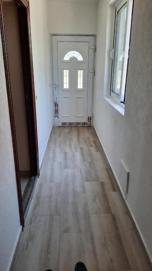 Holiday Home Kalicanin Бар Экстерьер фото