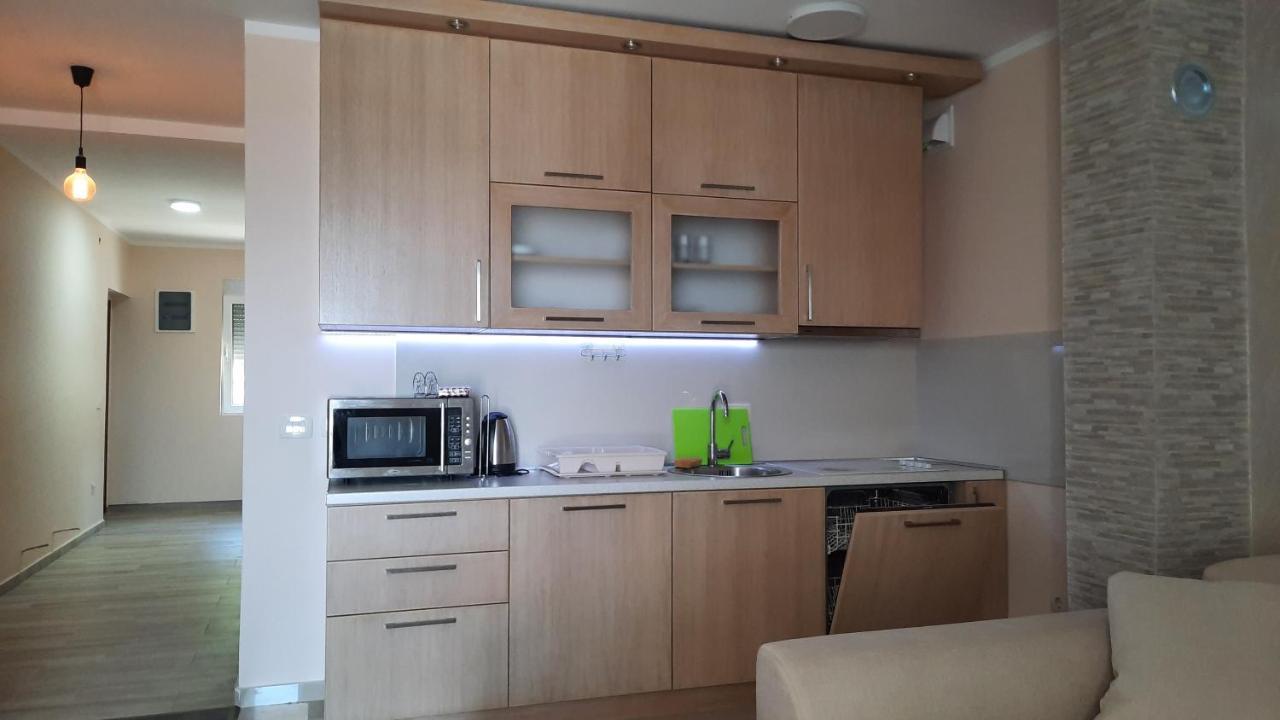 Holiday Home Kalicanin Бар Экстерьер фото